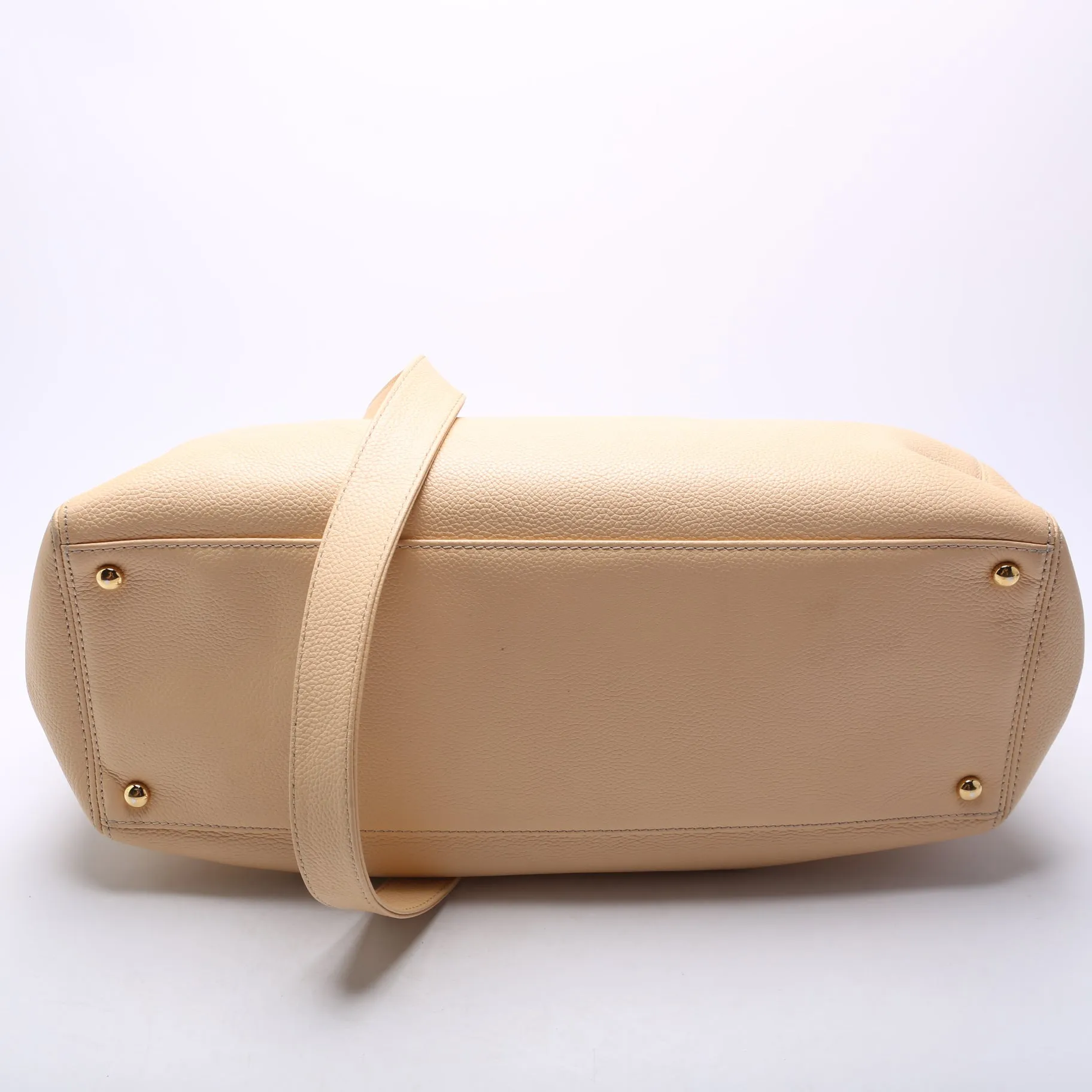 Cerf Tote Executive