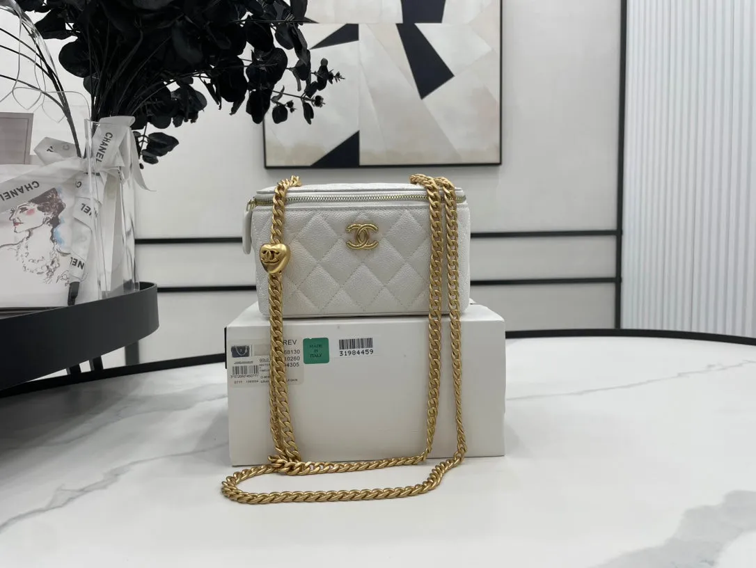Chanel - Luxury Bag - CHL - 337