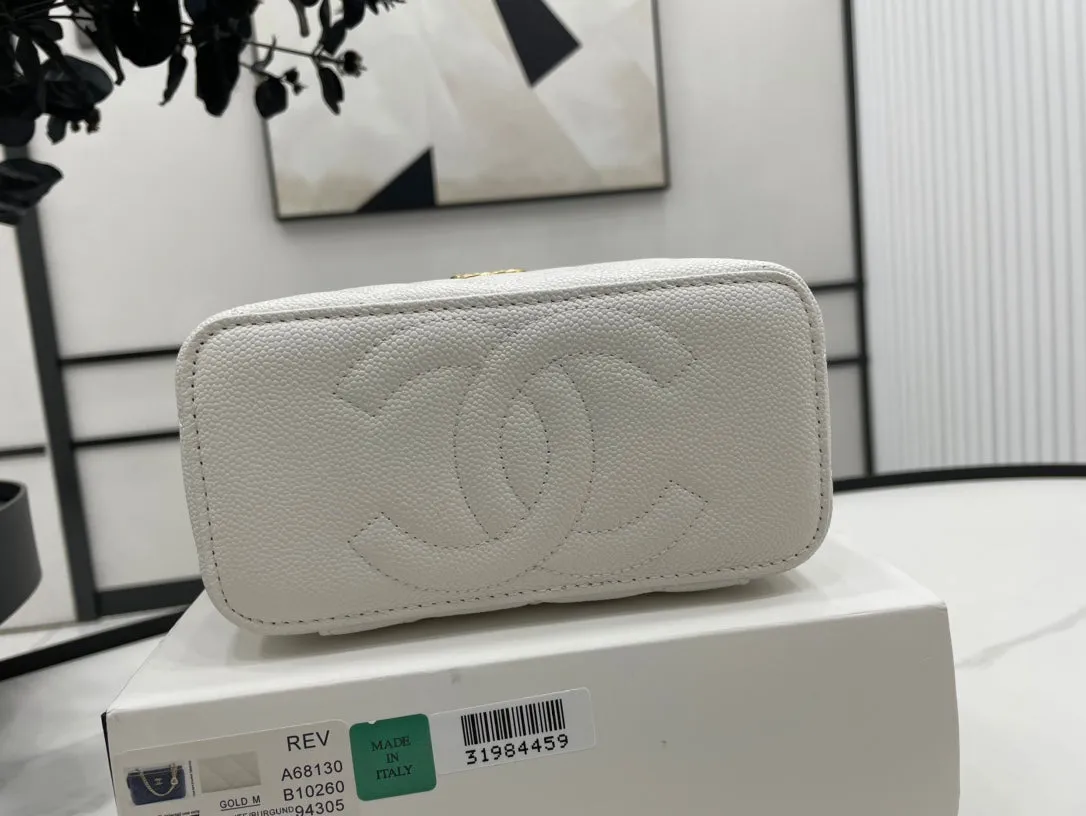 Chanel - Luxury Bag - CHL - 337