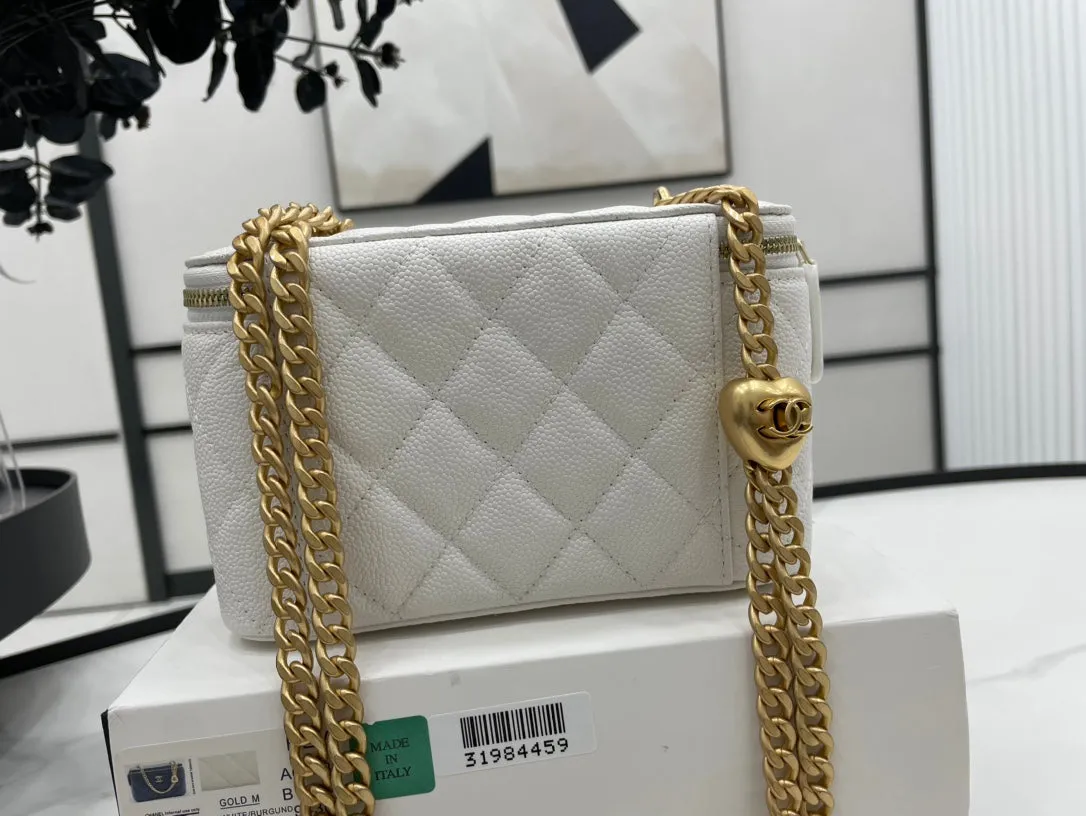 Chanel - Luxury Bag - CHL - 337