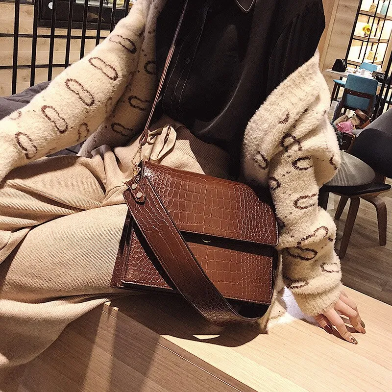 Christmas Gift Fashion Crocodile Women Shouder Bags Designer Brand Wide Strap Handbags Luxury Pu Leather Crossbody Bag Small Flap Female Purses